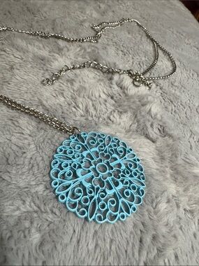 paparazzi Silver Chain Necklace with Turquoise Filigree Pendant